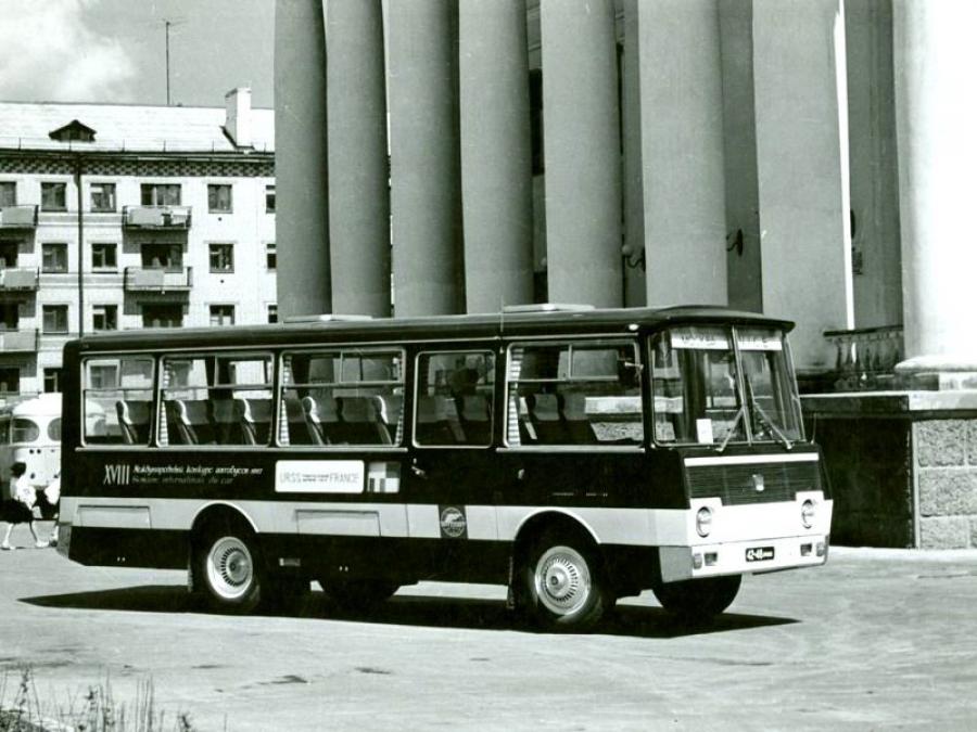  ПАЗ-665Т Опытный 1966 года  (фото 2 из 3)